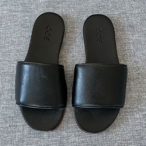 COS Leather Slides